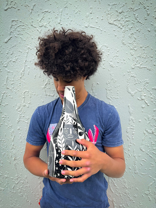 Vase 'food for thought'