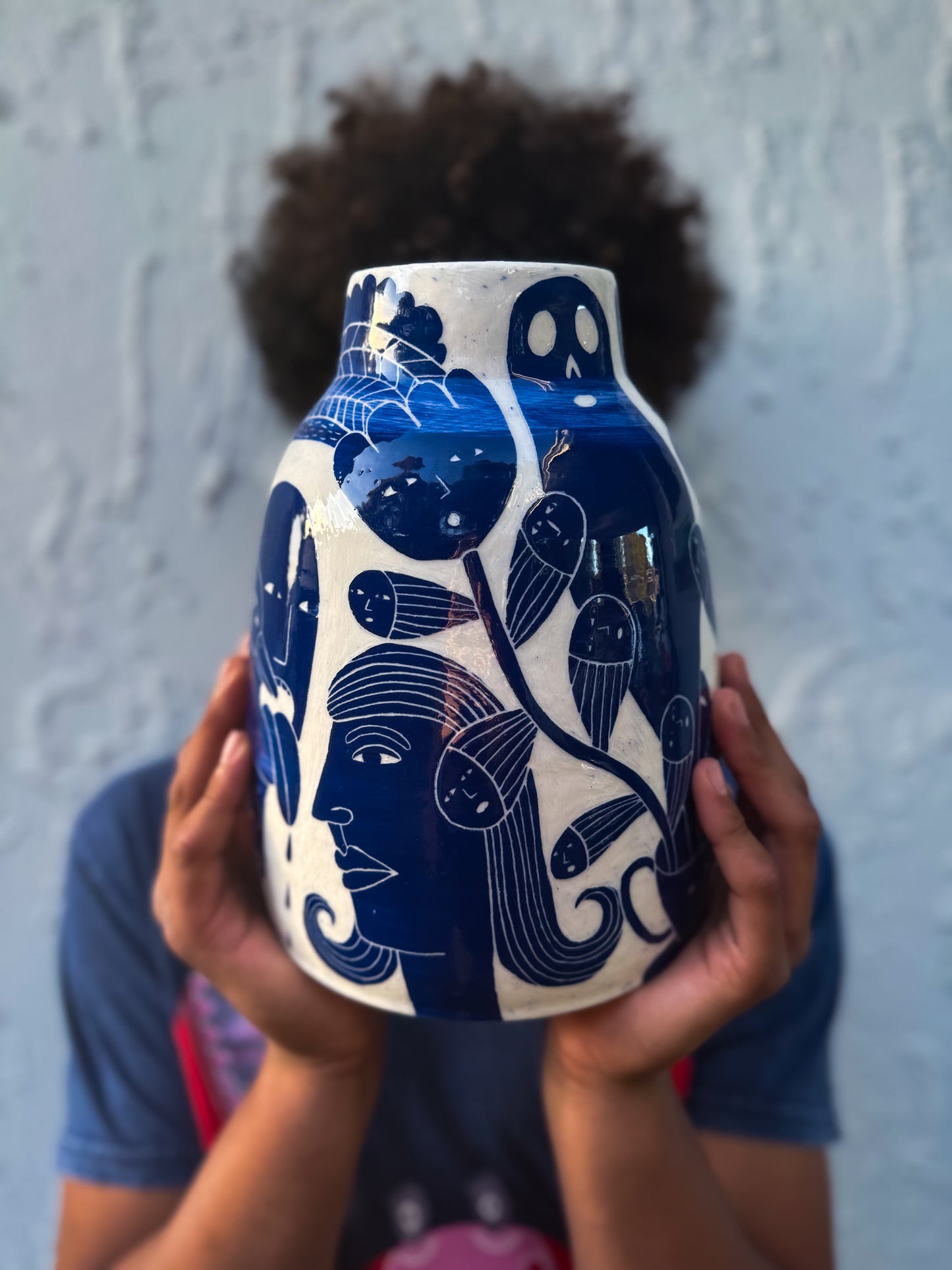 Vase 'Don't ghost me'