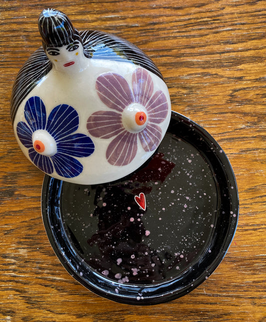 Butter Dish - Flower boobs